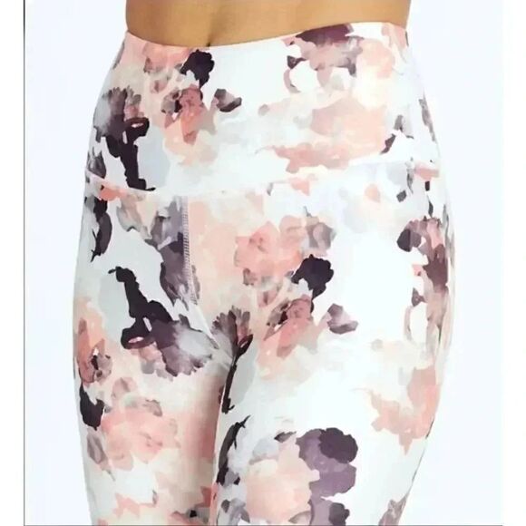 Balance Collection Women's White/Black/Pink Water Mark Leggings - Picture 3 of 11